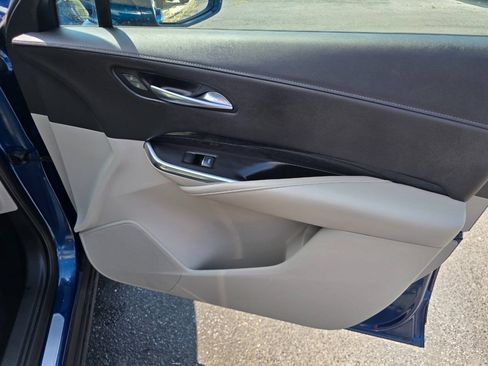 Used 2019 Cadillac XT4 Premium Luxury FWD image 34