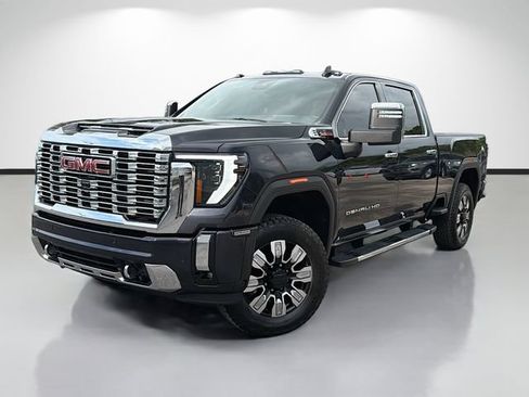 Used 2025 GMC Sierra 2500 Denali w/ Denali Reserve Package AWD/4WD image 1