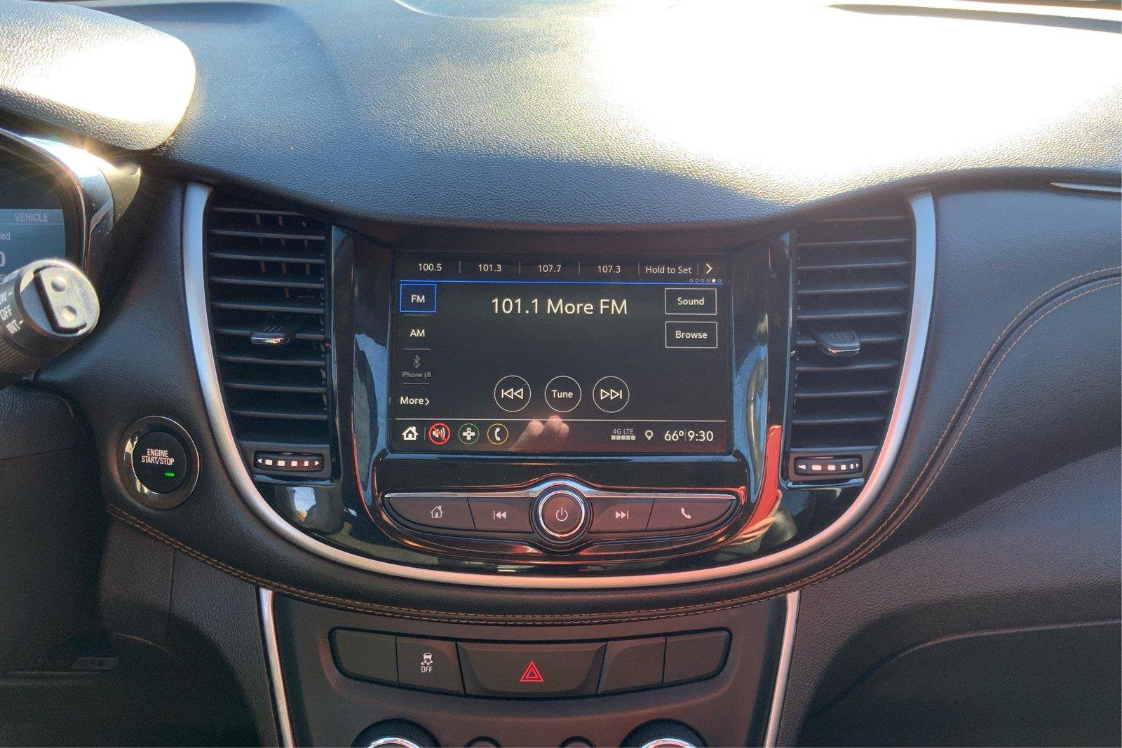 Used 2019 Chevrolet Trax LT w/ LT Convenience Package AWD/4WD image 13