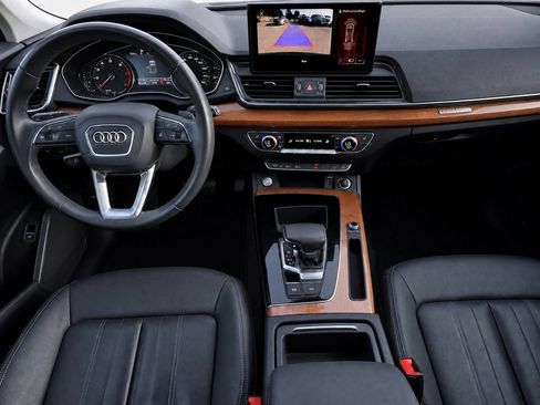Used 2022 Audi Q5 2.0T Premium w/ Convenience Package AWD/4WD image 34