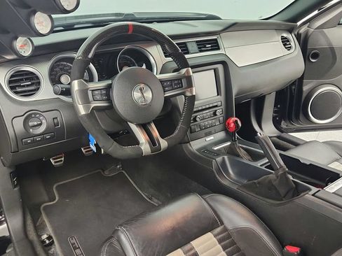Used 2010 Ford Mustang Shelby GT500 RWD image 29