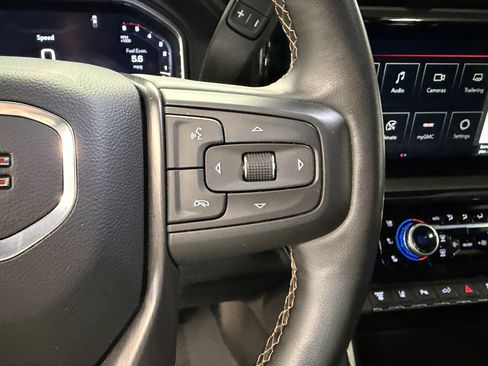 Used 2024 GMC Sierra 2500 AT4 w/ AT4 Preferred Package image 17