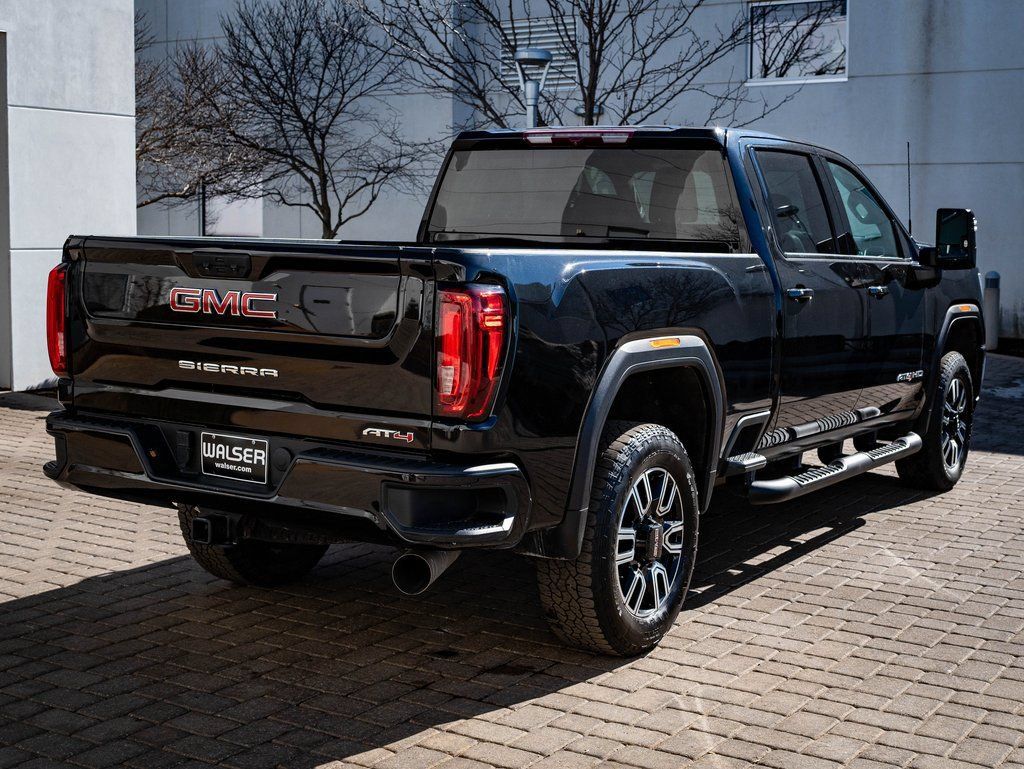 Used 2023 GMC Sierra 2500 AT4 w/ Gooseneck/5TH Wheel Package AWD/4WD image 10