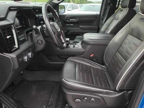 Used 2024 GMC Sierra 1500 AT4X AWD/4WD image 18