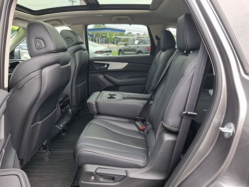 Used 2023 Acura MDX SH-AWD w/ Technology Package image 10