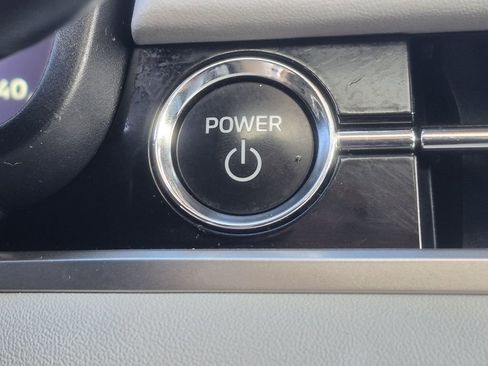 Used 2023 Mitsubishi Outlander SEL image 27