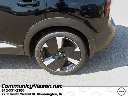 New 2025 Nissan Kicks SR w/ SR Premium Package