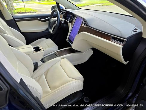 Used 2017 Tesla Model X 75D AWD/4WD image 6