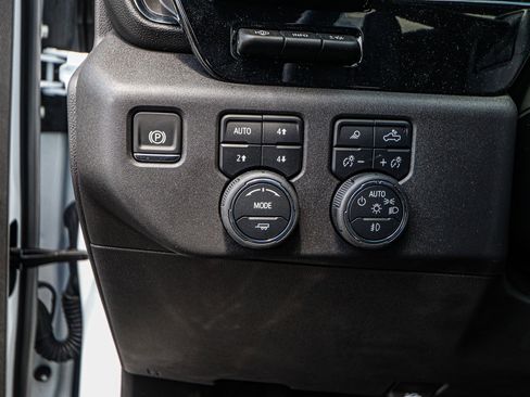 New 2025 Chevrolet Silverado 1500 ZR2 w/ Technology Package image 31