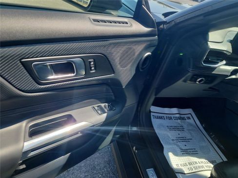Used 2024 Ford Mustang Premium image 22