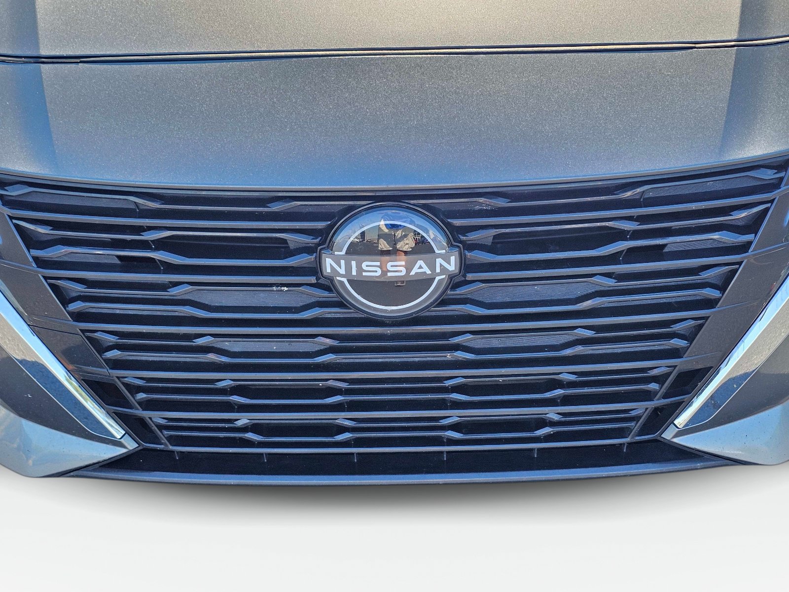 Used 2025 Nissan Altima 2.5 SV FWD image 3