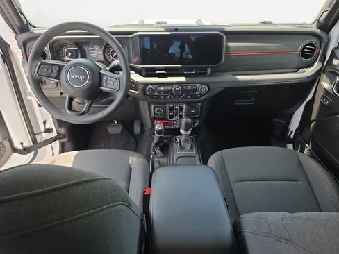 Used 2026 Jeep Gladiator Rubicon AWD/4WD image 10