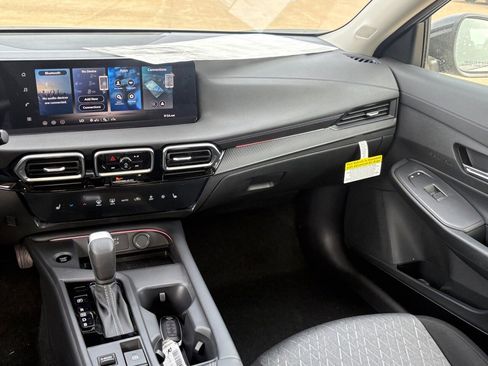 New 2026 Nissan Sentra SV image 11