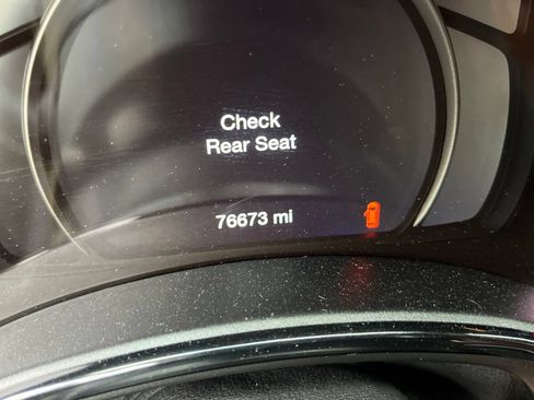 Used 2023 Dodge Durango R/T w/ Tow 'N Go Package AWD/4WD image 5