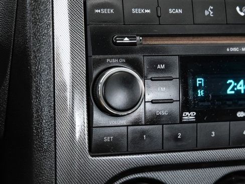Used 2009 Dodge Challenger SRT8 w/ SRT Option Group II RWD image 22