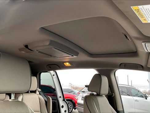 Used 2023 Honda Odyssey Elite image 20