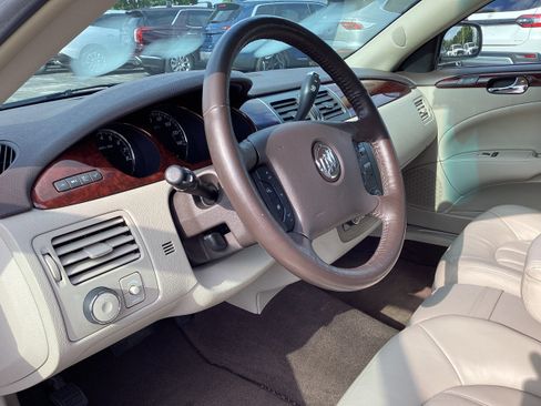 Used 2008 Buick Lucerne CXL w/ Driver Confidence Package FWD image 11