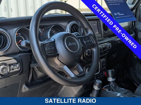 Used 2022 Jeep Wrangler Sport AWD/4WD image 16
