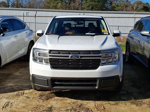 Used 2023 Ford Maverick Lariat w/ Lariat Luxury Package image 2