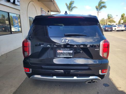 Used 2021 Hyundai Palisade Calligraphy w/ Winter Package image 4