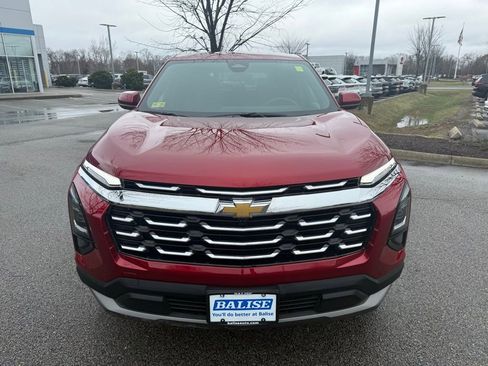 Used 2025 Chevrolet Equinox LT image 8