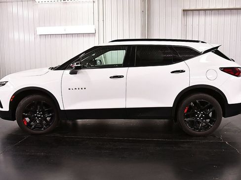 Used 2021 Chevrolet Blazer LT w/ Redline Edition AWD/4WD image 4