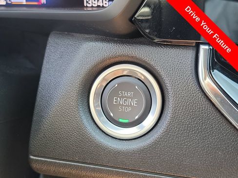 Used 2026 Chevrolet Colorado Trail Boss AWD/4WD image 10