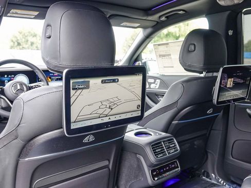 New 2024 Mercedes-Benz Maybach GLS 600 Maybach GLS 600 image 18