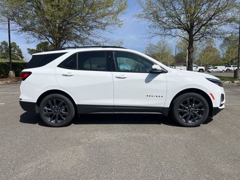 Used 2024 Chevrolet Equinox RS image 5