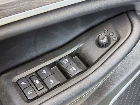 Used 2021 Jeep Grand Cherokee L Limited image 33