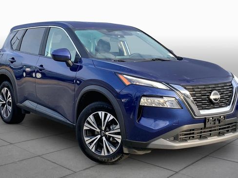 Used 2023 Nissan Rogue SV FWD image 3