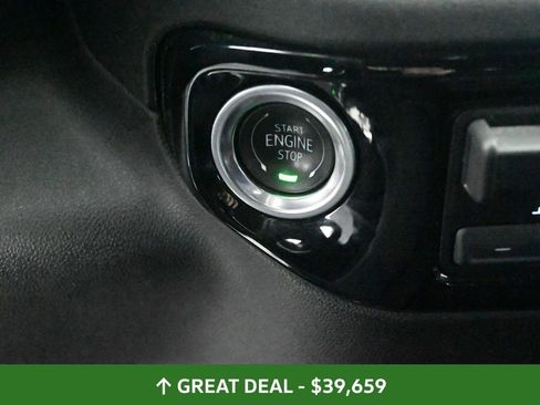 Used 2025 Chevrolet Silverado 1500 LT image 33