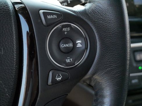 Used 2017 Honda Pilot Touring image 25