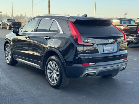 Used 2023 Cadillac XT4 Premium Luxury image 8