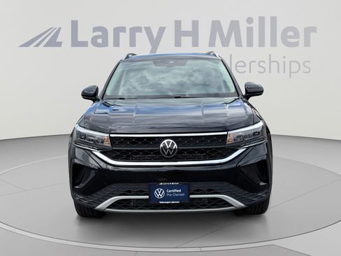 Used 2024 Volkswagen Taos SE AWD/4WD image 8