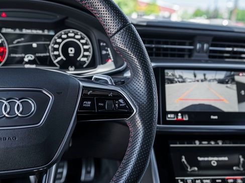 Used 2021 Audi RS 6 AWD/4WD image 34