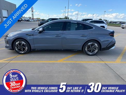 Used 2025 Hyundai Sonata SEL FWD image 6
