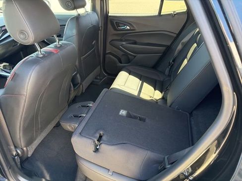 Used 2024 Chevrolet Trax RS image 28