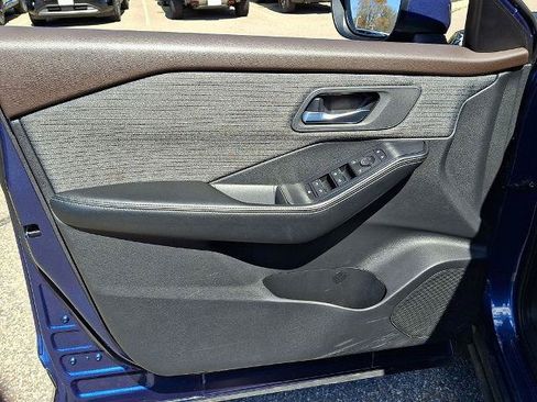 Certified 2023 Nissan Rogue SV AWD/4WD image 12