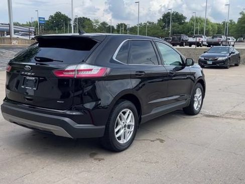Used 2024 Ford Edge SEL AWD/4WD image 8