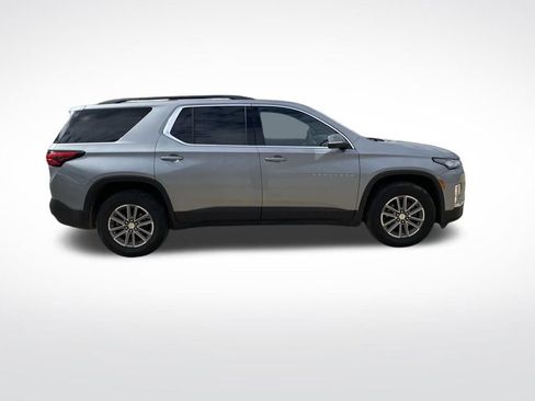 Used 2023 Chevrolet Traverse LT FWD image 8