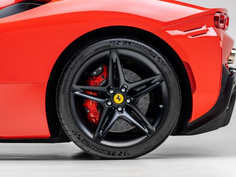 Used 2021 Ferrari SF90 Stradale image 11