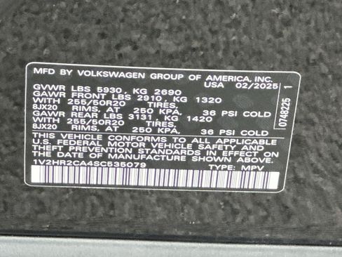 Used 2025 Volkswagen Atlas SE AWD/4WD image 37