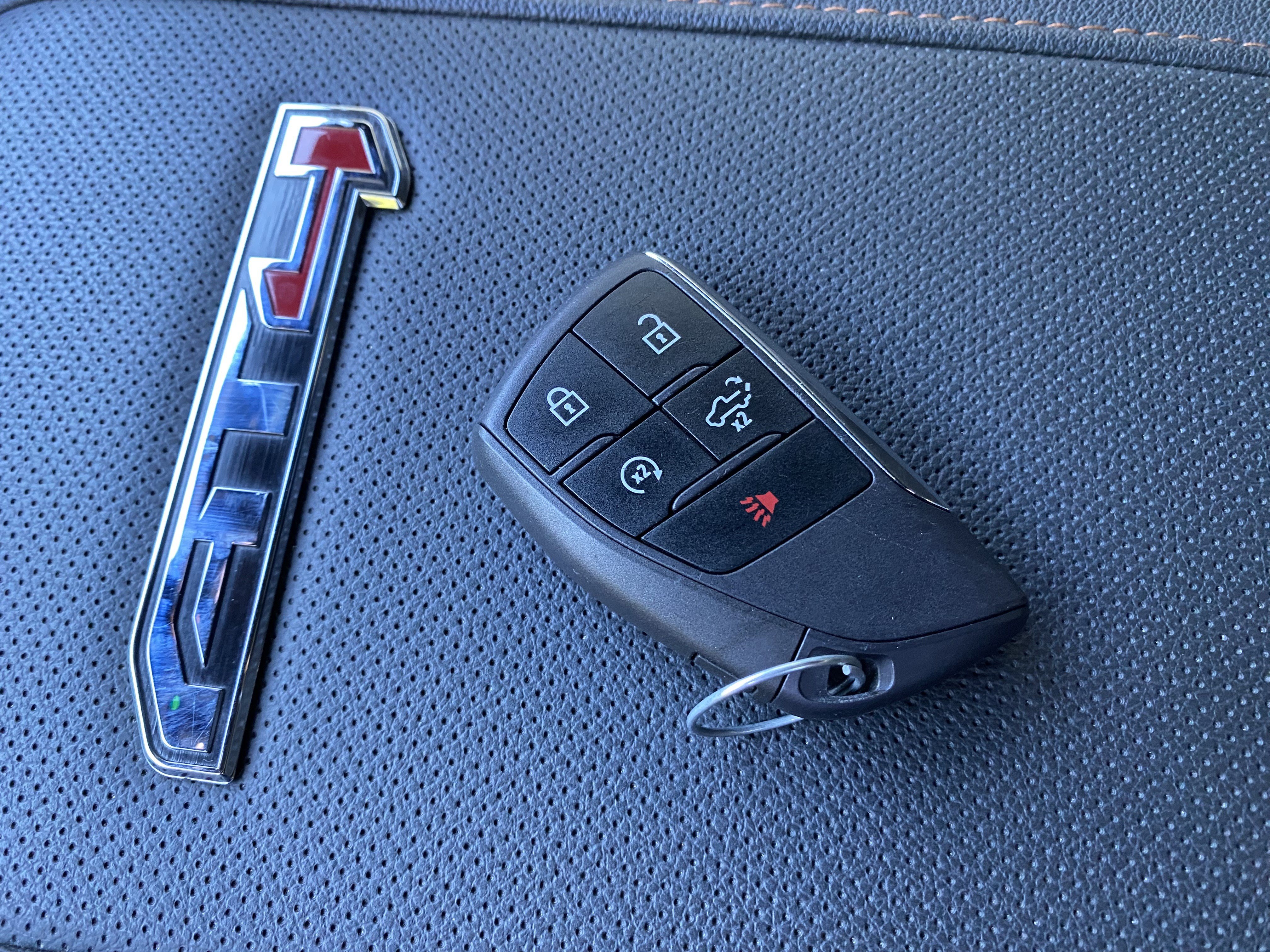 Used 2024 GMC Sierra 2500 AT4 w/ AT4 Premium Plus Package AWD/4WD image 41