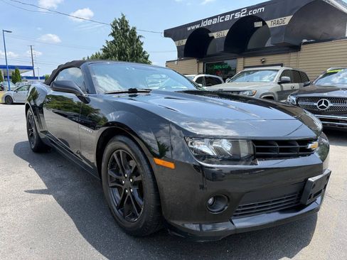 Used 2015 Chevrolet Camaro LT RWD image 1