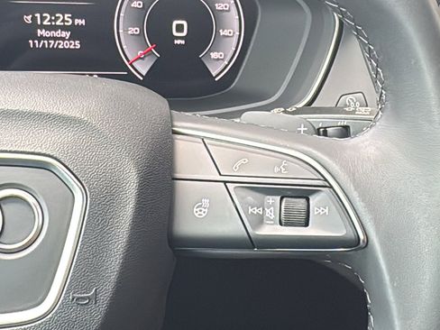 Used 2025 Audi Q5 2.0T Premium Plus image 24