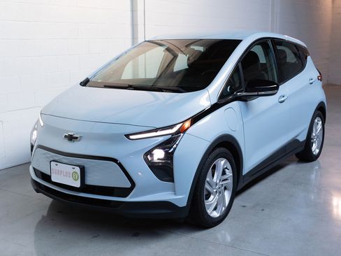 Used 2023 Chevrolet Bolt LT w/ Driver Confidence Package image 1