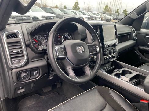 Used 2024 RAM 1500 Laramie AWD/4WD image 12