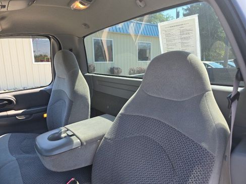 Used 2000 Ford F150 XLT AWD/4WD image 14