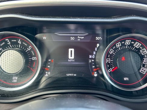 Used 2021 Dodge Challenger SXT image 21